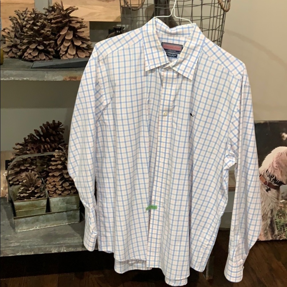 Vineyard Vines button down